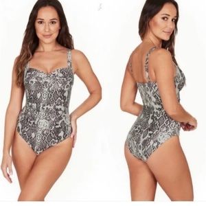NipTuck Swim Snakeskin Print Black and Tan One Piece Size 6